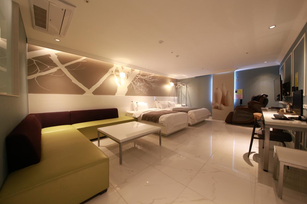 Gram Hotel Namyangju Екстер'єр фото