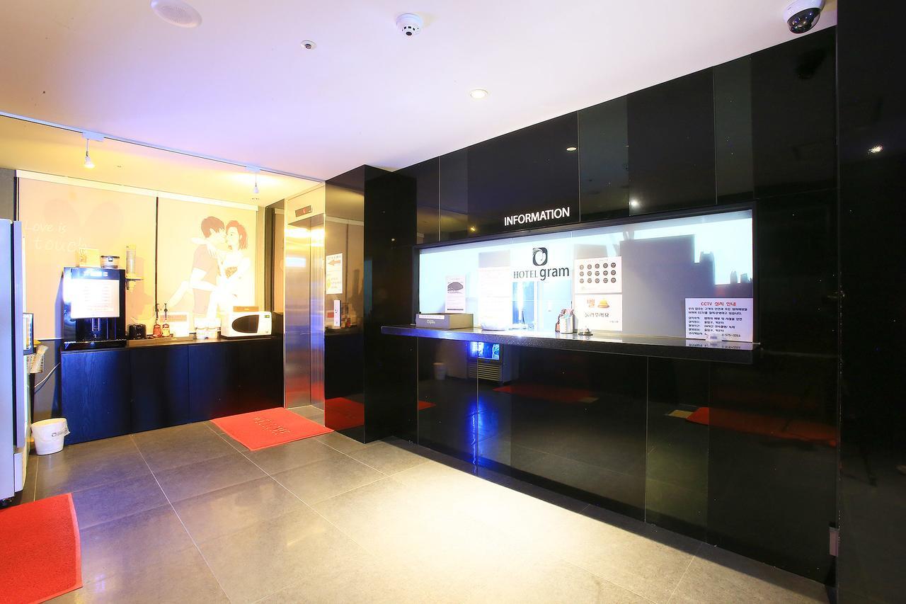 Gram Hotel Namyangju Екстер'єр фото