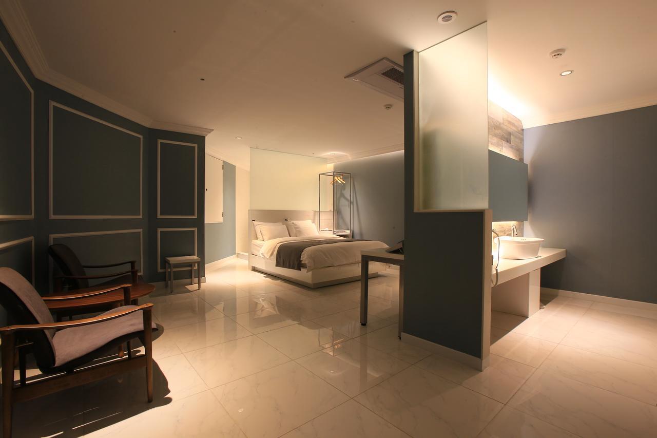 Gram Hotel Namyangju Екстер'єр фото